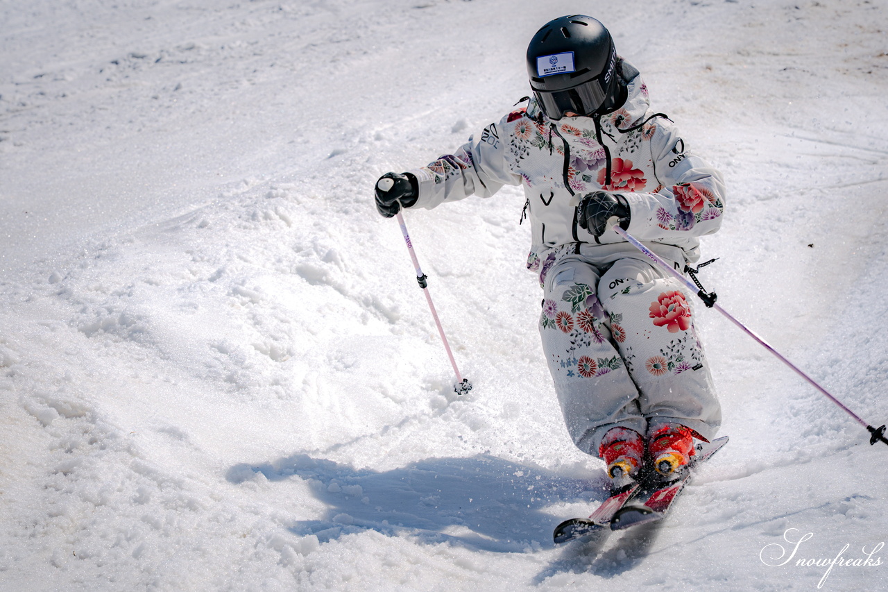 キロロリゾート｜ポカポカ陽気で絶好の春スキー日和♪こんな日は、みんなで思いっきり春雪を満喫しましょう！